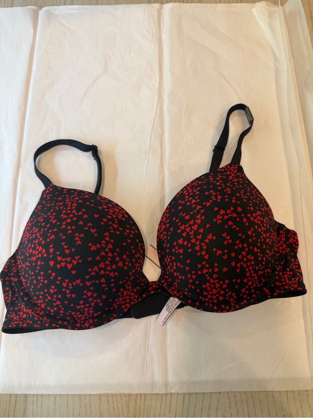 Victoria’s Secret Black & Red Heart Print Push-Up Bra